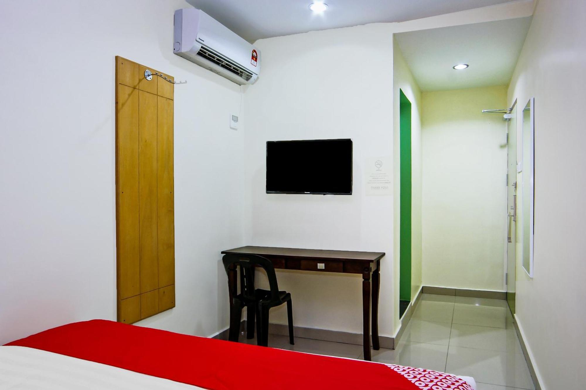 Oyo 44054 Holiday Mansion Inn Sibu Ngoại thất bức ảnh